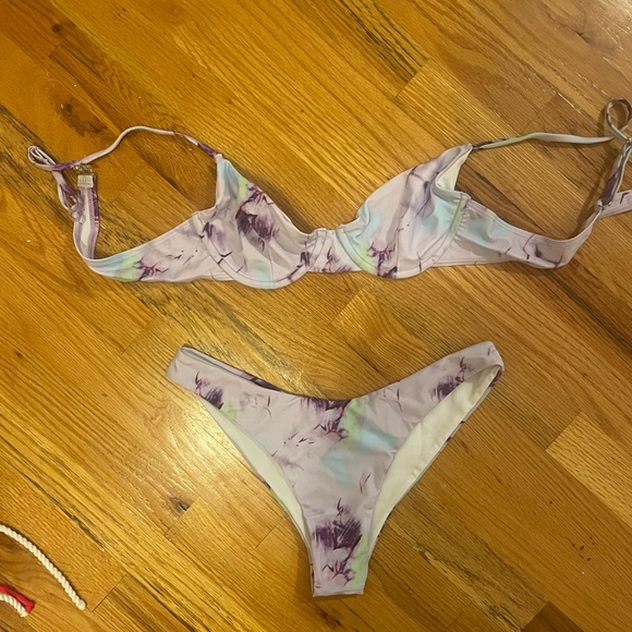 Marble purple bikini straps